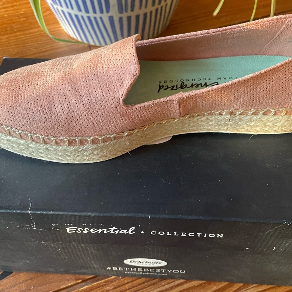 Dr. Scholls Shoes Womens 7 M Find Me Espadrille Pink Slip On New in box